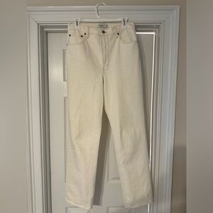 Abercrombie and Fitch 90’s Straight Ultra High Rise jeans size 30